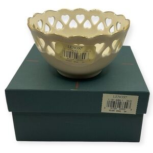 Lennox Vintage Porcelain Heart Bowl Gold Trim